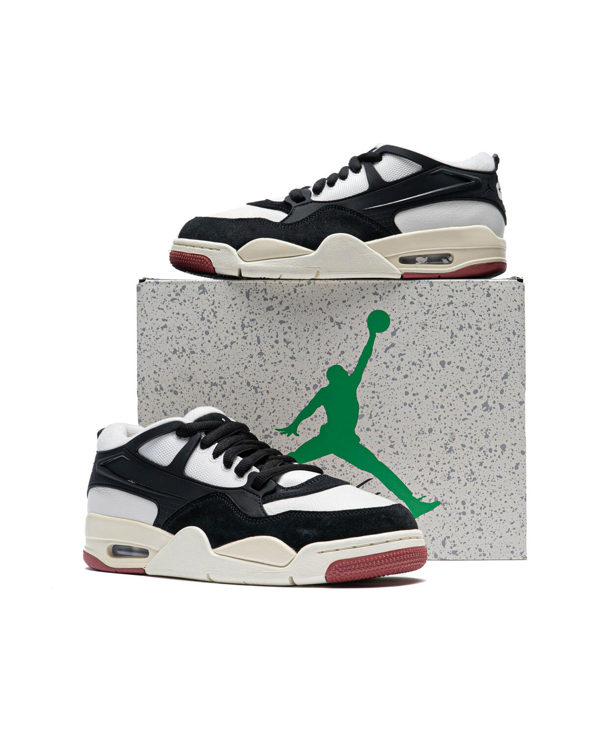 Air Jordan 4 RM